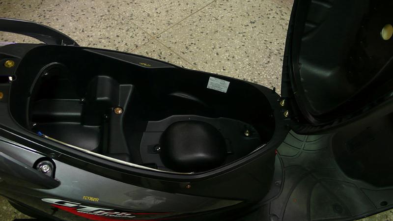 motorcycle_c01.JPG